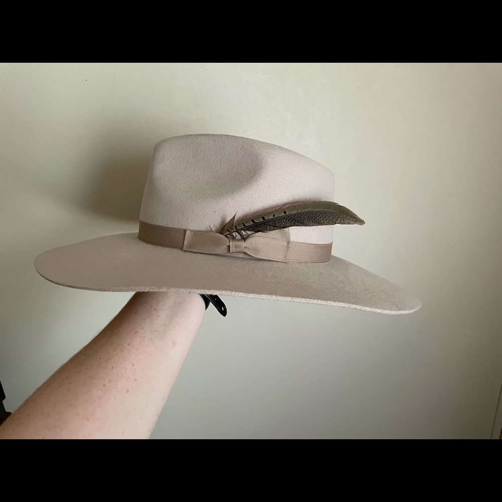 Charlie 1 Horse Felt Hat